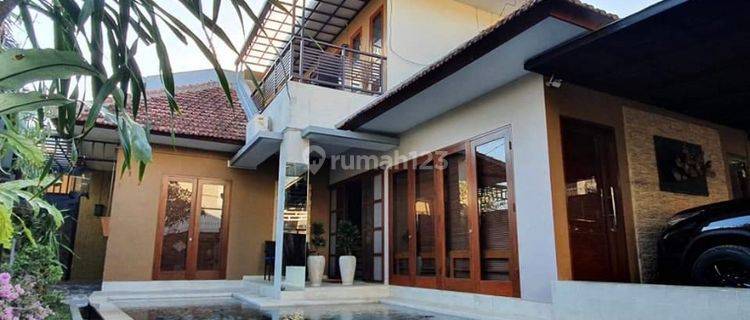 Villa  Rumah Furnished Bagus SHM - Sertifikat Hak Milik di Sanur 1