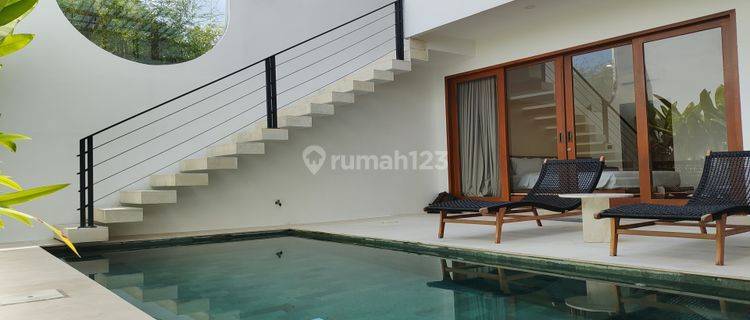 Villa Sewa 28 Tahun  Furnished Baru SHM - Sertifikat Hak Milik di Canggu 1