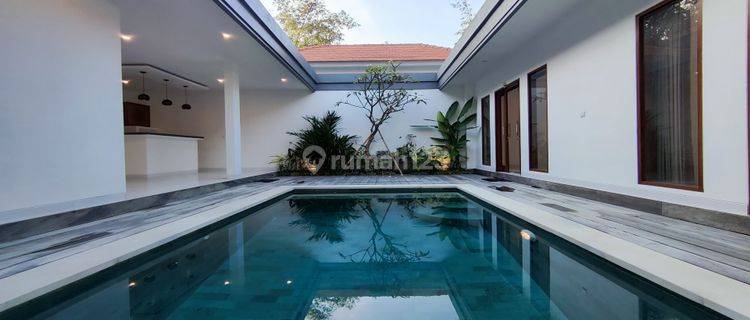  Rumah Semi Villa  Unfurnished Baru Sewa Tahunan  SHM - Sertifikat Hak Milik di Umalas 1