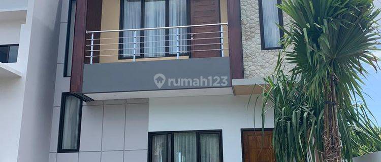 Rumah Baru 3 Bedrooms 2 Lantai Dengan Swimming Pool di Nusa Dua 1