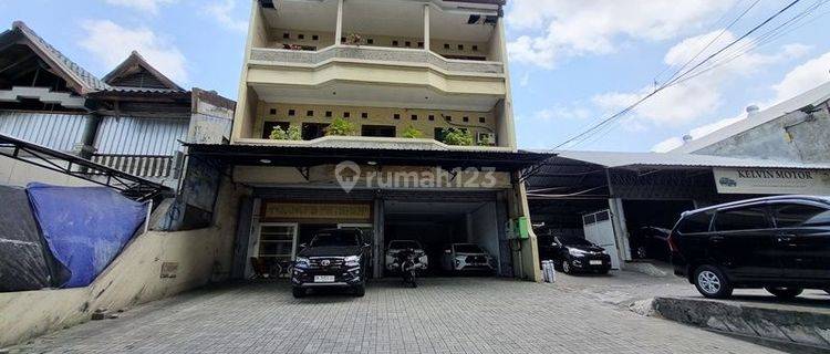 BEAUTIFUL LOCATION!! 3-STOREY SHOPHOUSE ON GATOT SUBROTO MAIN ROAD 1