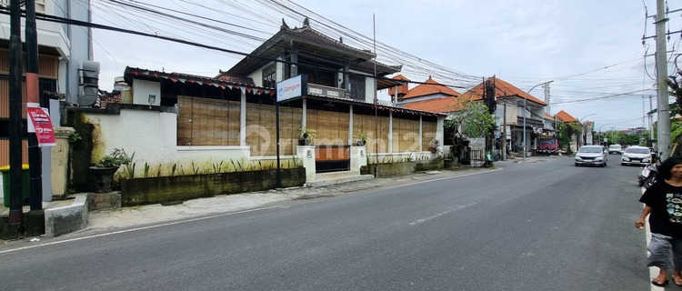 CHEAP!! CLOSE TO SUNSET ROAD!! Restaurant Building MAIN ACCESS Central Kuta 1
