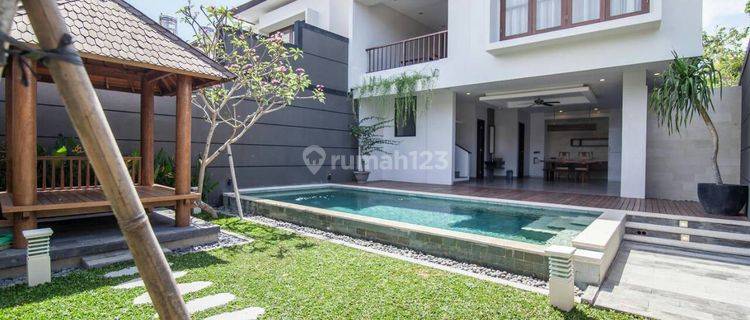 Cozy Minimalist Villa Poh Gading Regency Near Jimbaran Beach Bali 1