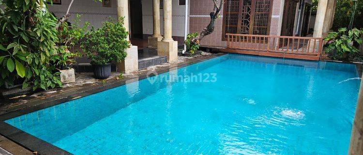 Villa Hak Milik Lokasi Strategis di Tukad Balian, Bali 1