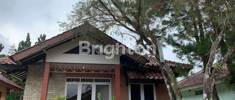 CEPAT Villa Lt 245mtr di Cipanas Puncak 1