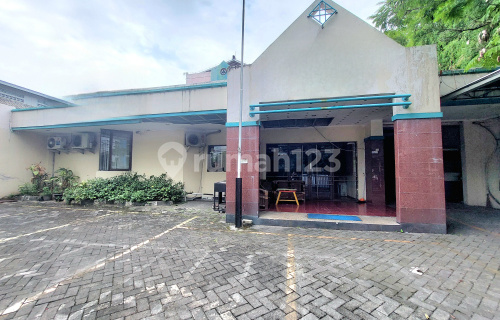 Ready-to-Use Building, Good Location in South Semarang A4831 1