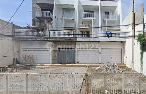 Ruko Tiga Lantai Siap Pakai di Semarang Tengah A5266 1