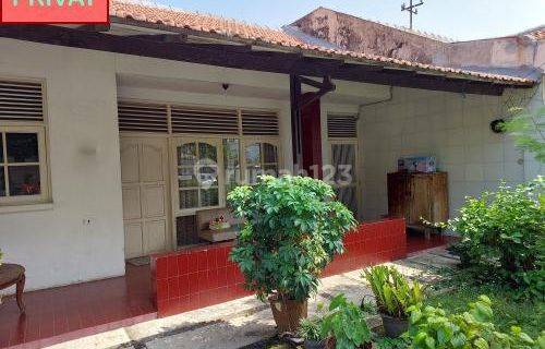 Rumah Sewa Strategis di Semarang Selatan A0953 1