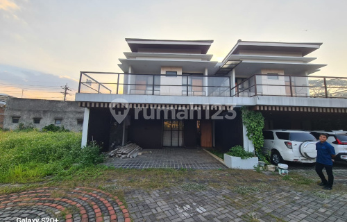 Rumah Mewah Bagus Siap Huni Di Ungaran Barat A4969 1