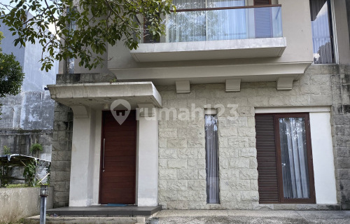 Rumah Dua Lantai Siap Huni Di Bukit Sari A4990 1