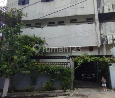 3-Storey Boarding House Ready to Occupy in Candisari A5317 1