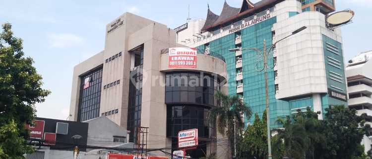 For rent. Dimatraman building. 1