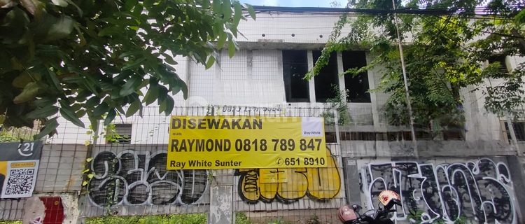 Sewakan Tanah Dan Gedung Digajah Mada 1