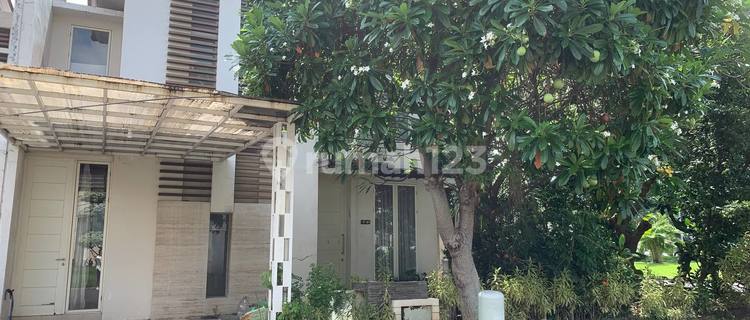 Disewakan Rumah Eastcoast Park Pakuwon City - Semi Furnished 1