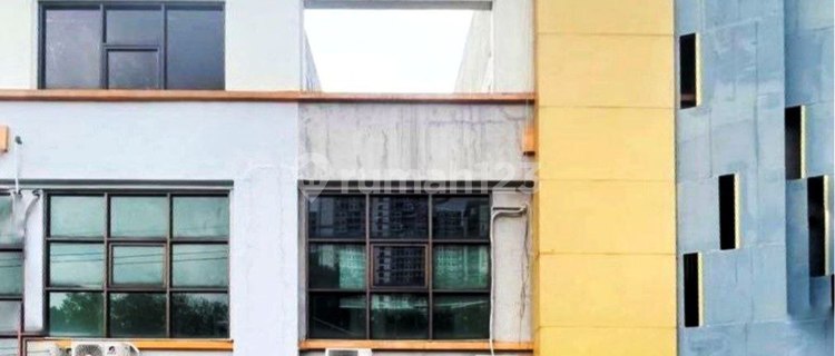 For Rent: Plaza Segi 8 Shop House - Facing Main Road 1