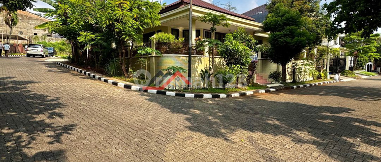 Rumah Bagus Harga Menarik Dalam Komplek 1