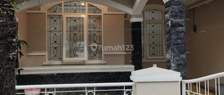 Rumah Siap Huni Semi Furnish Di Regency Melati Mas  1