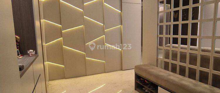 Rumah Golf Island Pik 8x20 Furnished Interior Bagus 1