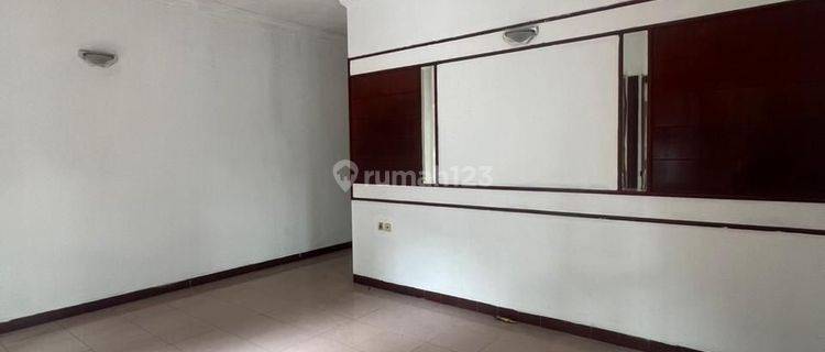 Disewakan Rumah Di Pluit Sakti Jakarta Utara 1