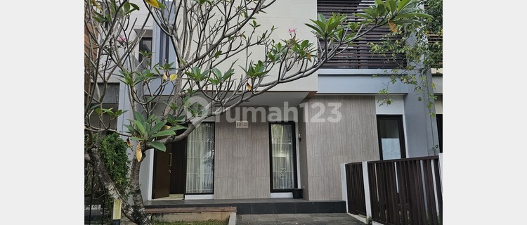 Affordable House in BSD Eminent Cluster Prestigia Semi Furnished 1