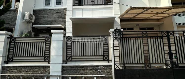 Rumah Terawat Bebas Banjir Strategis  1