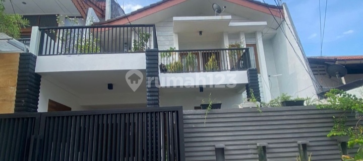 Rumah Terawat Asri Bebas Banjir 1