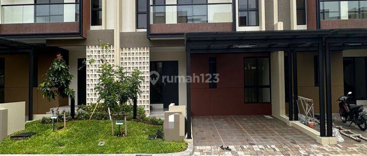 Disewakan Rumah Baru Belum Pernah Di Huni, 2 Lantai Di Cluster Carson, Gading Serpong 1