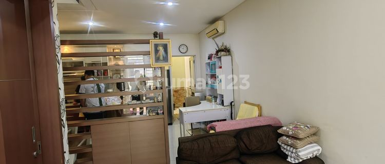 Beachfront House in Pantai Indah Kapuk Size 6 X 15 1