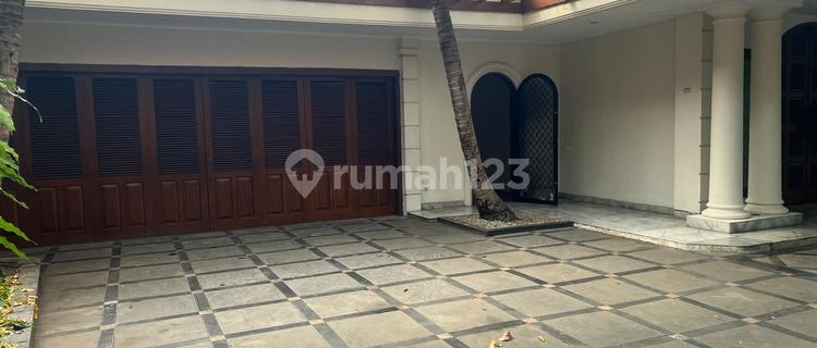 Dijual Rumah Lama Butuh Renov di Area Menteng Jakarta Pusat 1