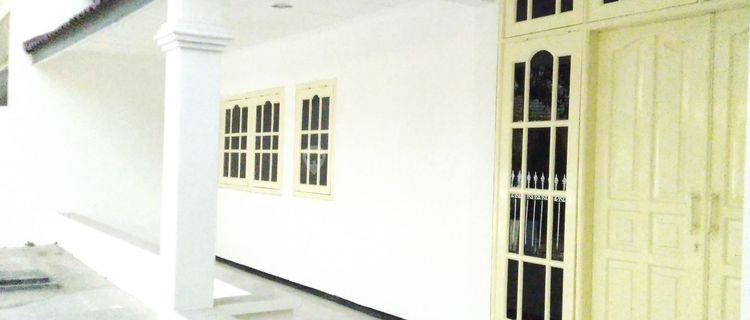 Rumah Unfurnished Sudah Renovasi Jl. Jambu, Pondok Candra, Waru 1