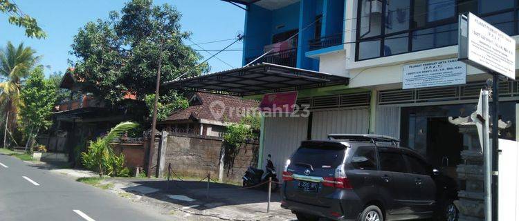 Sell / rent cheap 2-storey shophouse Location Wanasara Kaja Bongan Tabanan  1