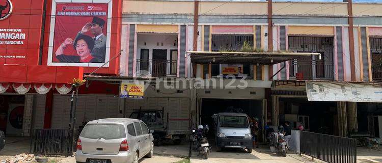 Shop House for Sale/Rent in Downtown Kendari, Well-Maintained Building 1