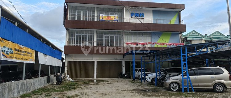 For Rent: 660m² Shop House Adjacent to Kendari Bypass Road 1