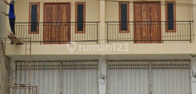 Shop for Rent Suitable for Shop/Warehouse on a Busy Two-Lane Road 1