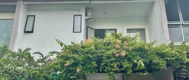 Rumah dalam townhouse di Pangkalan jati 1