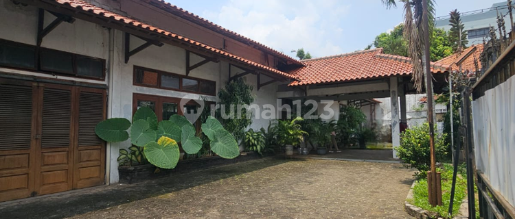 Wide Area House in Cipete 1