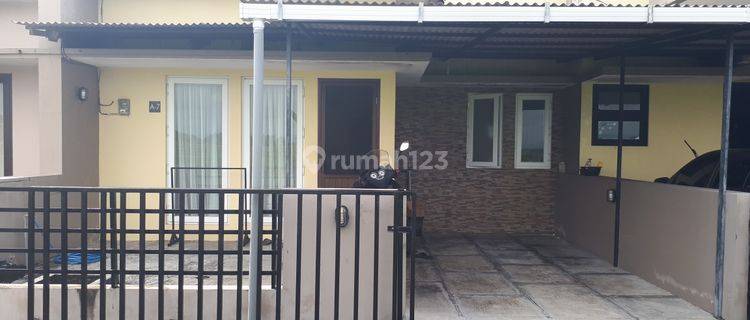 Rumah minimalis dengan pemandangan sawah 1
