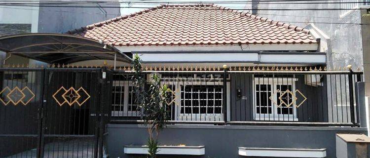 Rumah Mulyosari Row Jalan 3 Mobil Bebas Banjir 1