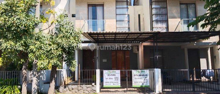 Rumah 2 Lantai Sudah Renovasi Furnished SHM di Kenjeran, Surabaya 1