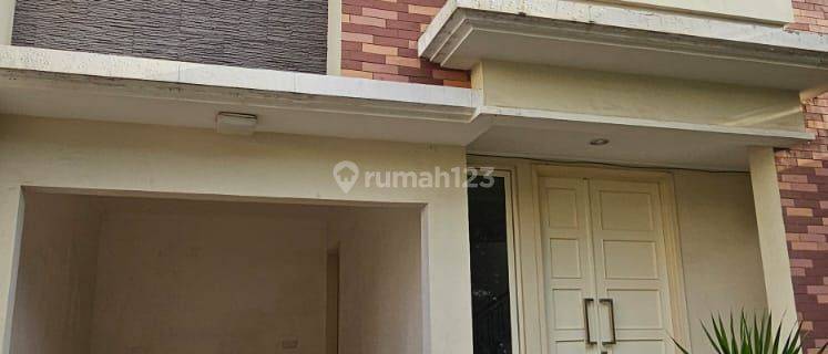 Rumah Gading Serpong 2 Lantai Butuh Uang 1