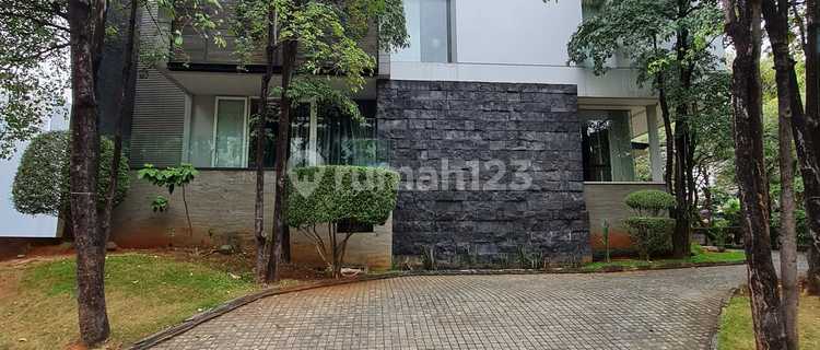 For Sale Luxury House Lotus Palace PIK North Jakarta with Swimming Pool 1