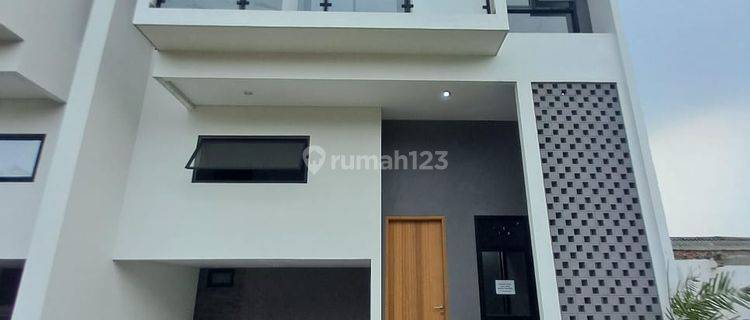 Rumah Baru Gaya Skandinavian di Jagakarsa Minimalis, Elegan, Dan Nyaman  1