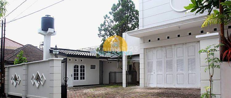 Dijual Rumah Mewah di Krakatau Semarang Timur 1