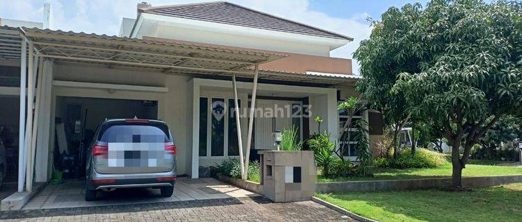 Dijual Rumah Siap Pakai Hook di Graha Padma Raflesia 1