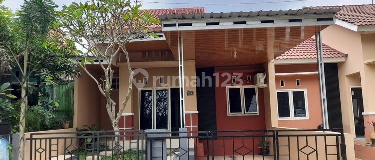 Dijual Rumah 1,5 Lantai Perum Golden Paviliun Banyumanik 1
