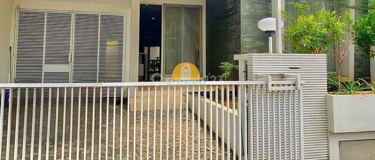 Rumah Bagus Semi Furnished Panorama Candi Golf, Tembalang 1