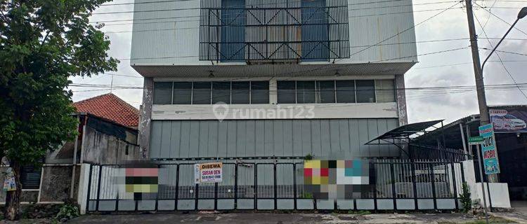 Ruang usaha Pinggir Jalan Raya di Kedungmundu, Semarang 1