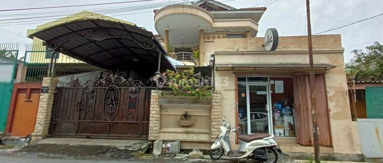 Rumah di tengah kota Semarang siap huni  1