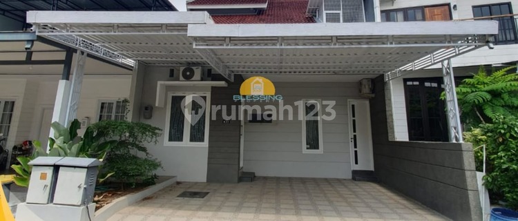 Strategic Good Ready-to-Live House in Graha Estetika 1