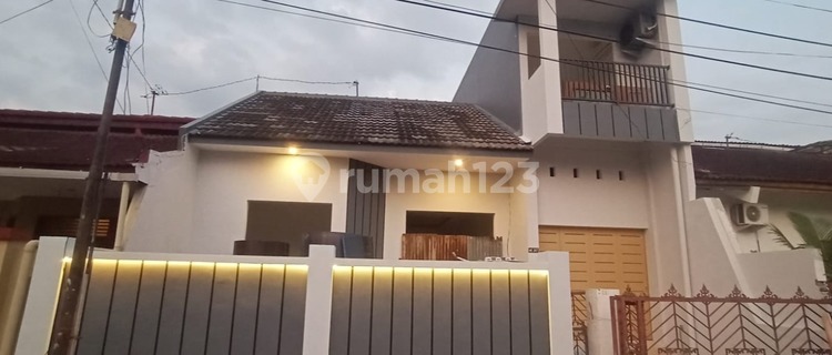 Rumah Baru Startegis Siap Huni di Jalan Sembodro 1